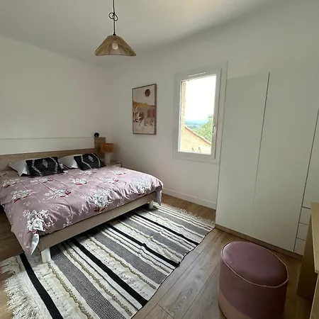 Magnifique Appartement T3 Renove Avec Gout Au Coeur Des Vignes Cogolin Exterior photo
