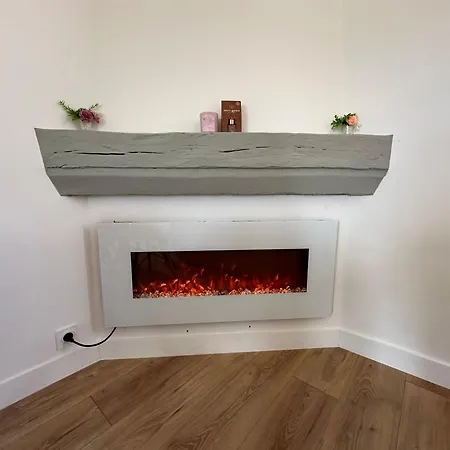 Magnifique Appartement T3 Renove Avec Gout Au Coeur Des Vignes Cogolin Exterior photo