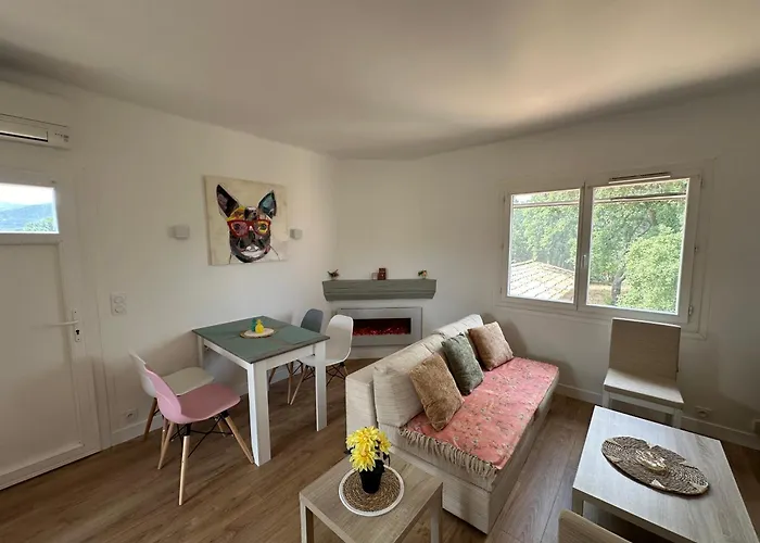 Magnifique Appartement T3 Renove Avec Gout Au Coeur Des Vignes