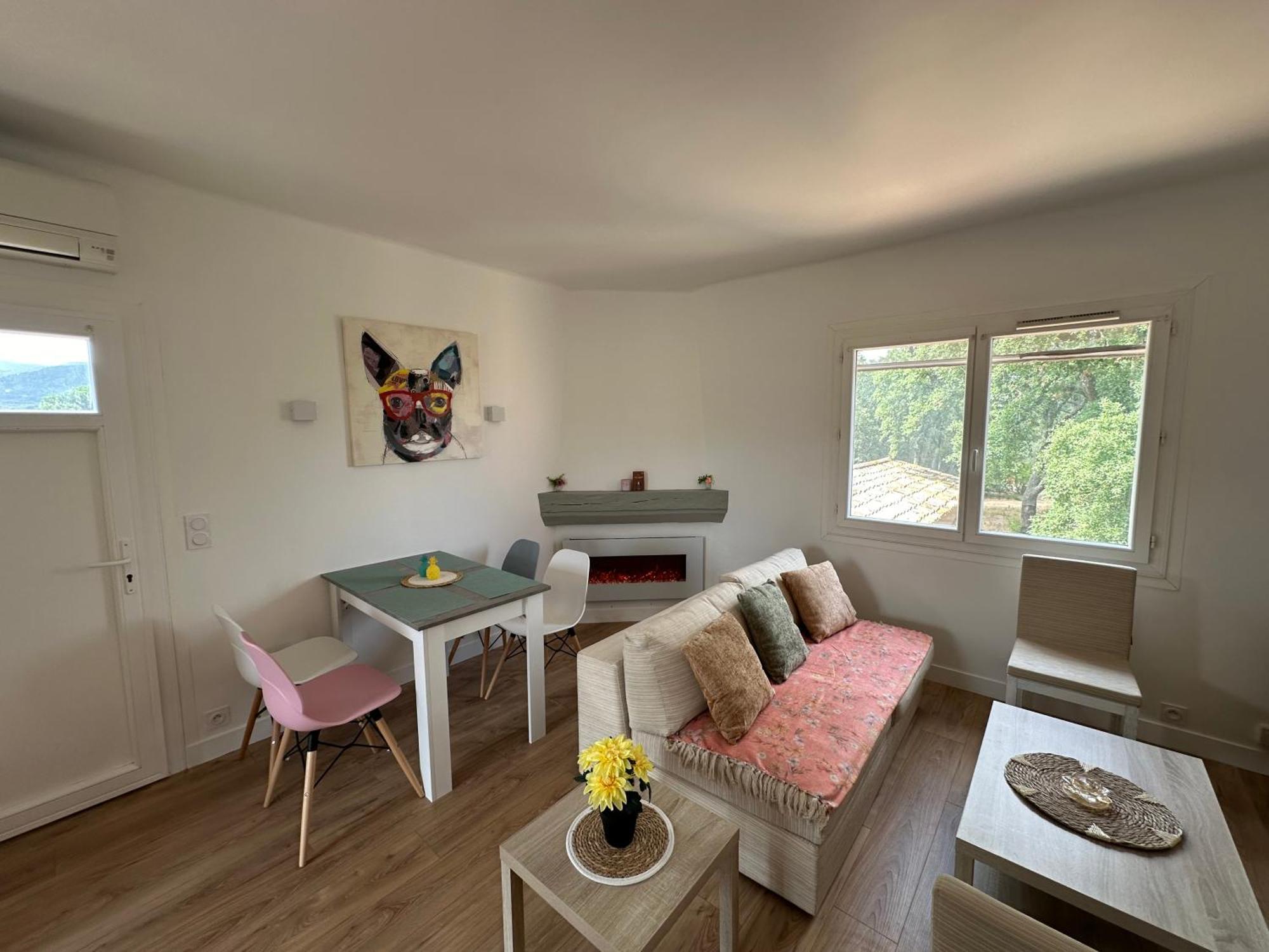 Apartment Magnifique T3 Renove Avec Gout Au Coeur Des Vignes Cogolin